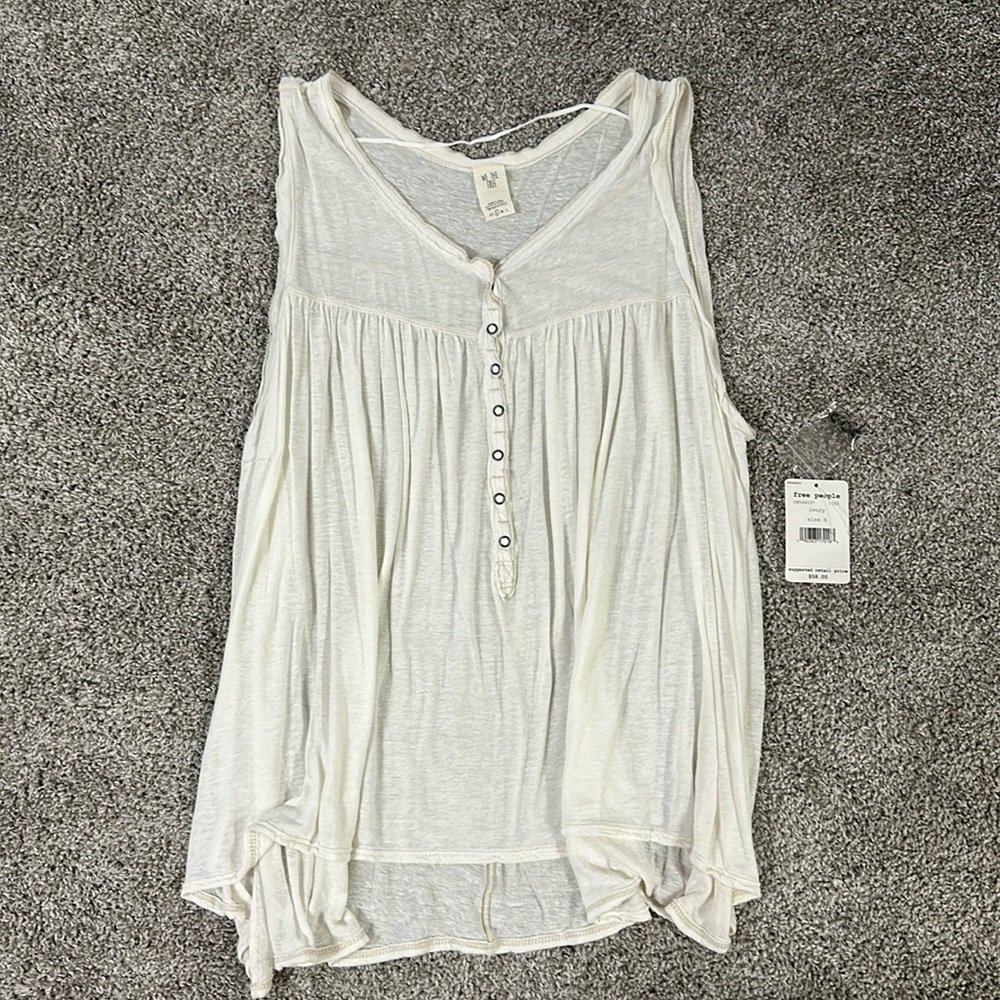 We The Free Love Language Solid Tank